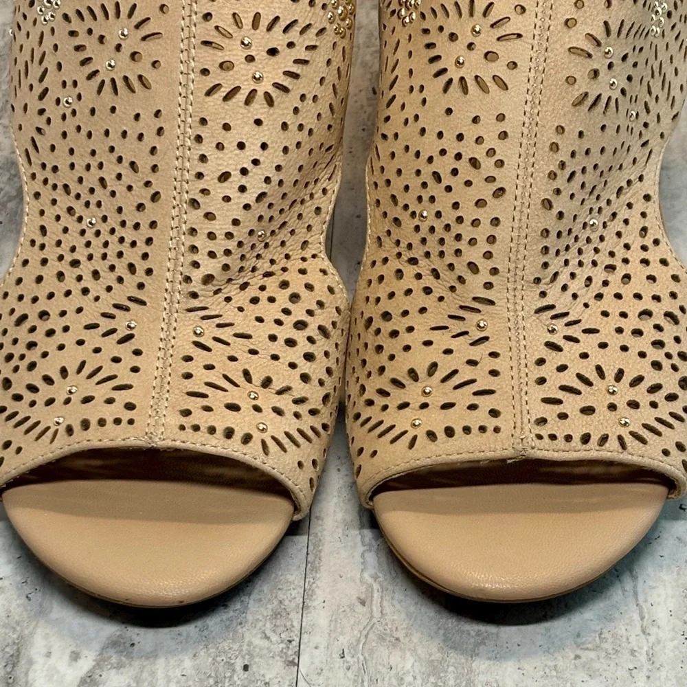 Alex Marie Tan Brown Perforated Leather Studded Zip Wedge Sandals 8M - Picture 5 of 12